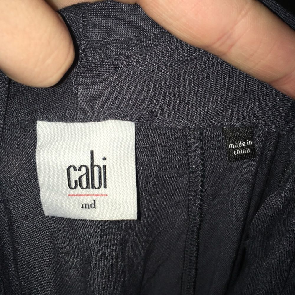 Cabi 3058 Charcoal Fickle Tee Crossover Knight Top View 4